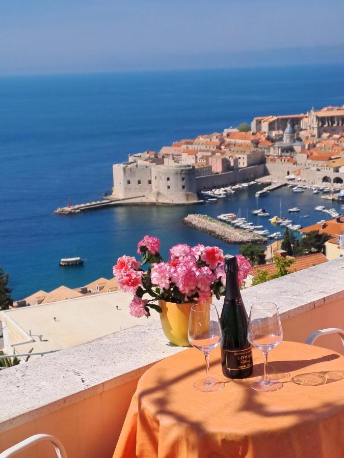 Amazing Dubrovnik & Sea View Room Bagian luar foto
